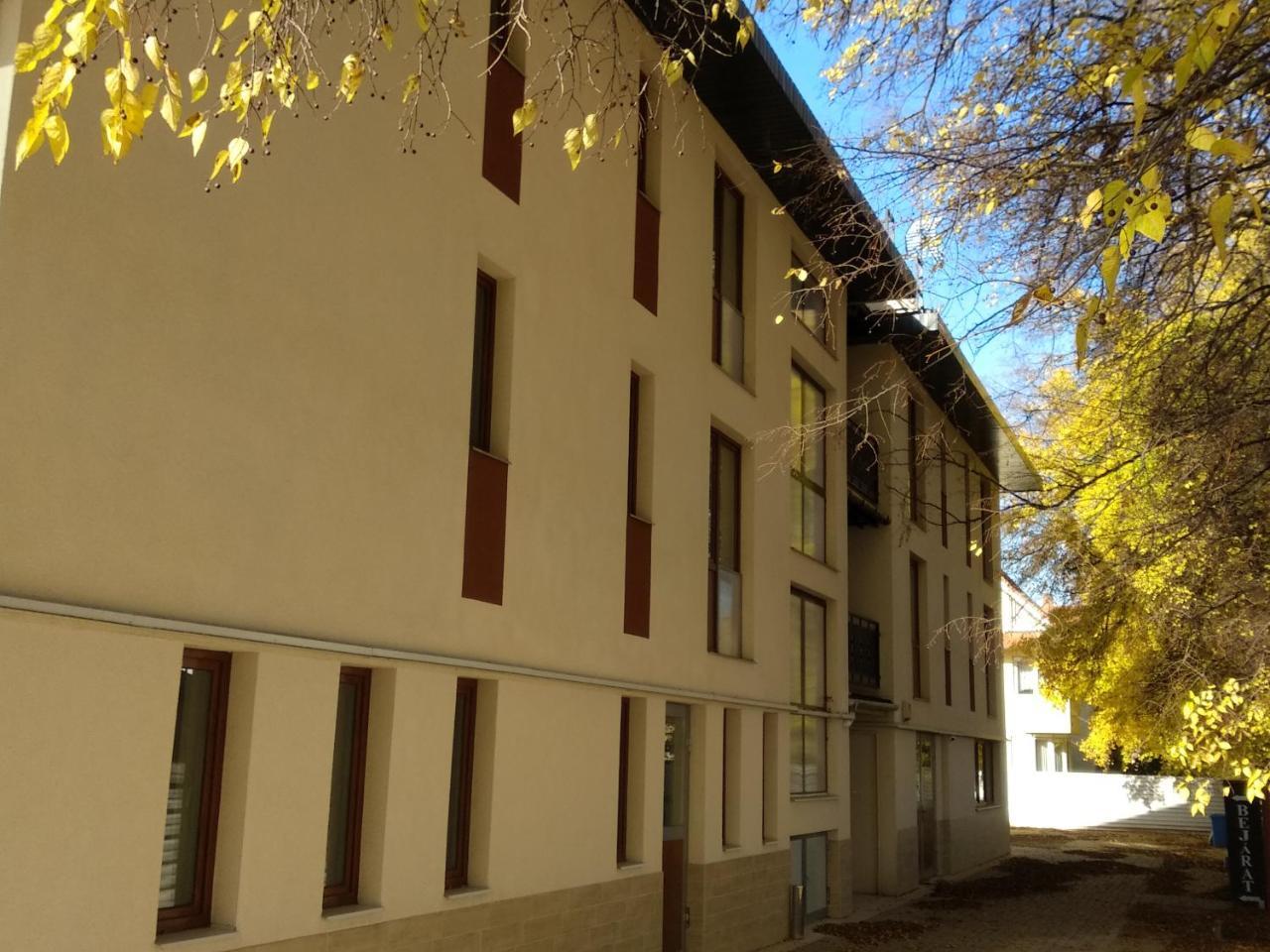 Hotel Acopark Vendeghaz Debreczyn Zewnętrze zdjęcie